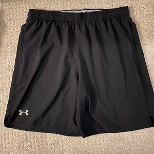 Men’s Under Armour Loose Shorts - XL
